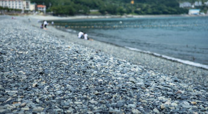 학동 몽돌해수욕장