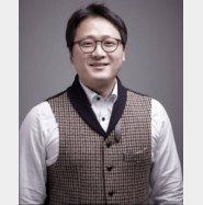 윤정록 대리의 남편 조종력 과장(Base Oil 사업추진팀)