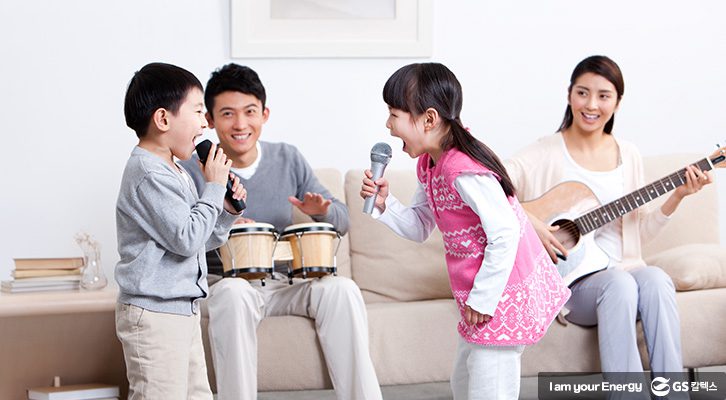 가족, 친구와 함께 노래방, 게임 즐기기 가능