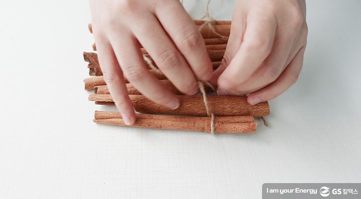 해충퇴치제_계피 묶기