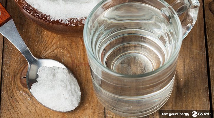 생활 속 에너지_식중독 대처법_이온음료 혹은 설탕물, 소금물 섭취