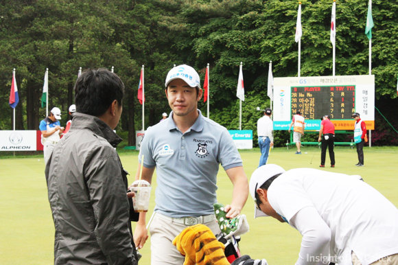 사진 잘 못 찍어서 죄송~ 강경남 선수~ 라운딩 중에는 잘 찍을게요~~