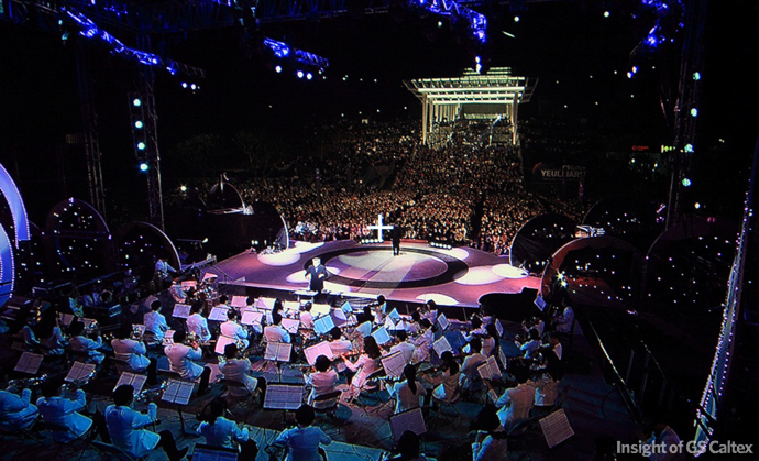 화려한 무대가 느껴지시나요?