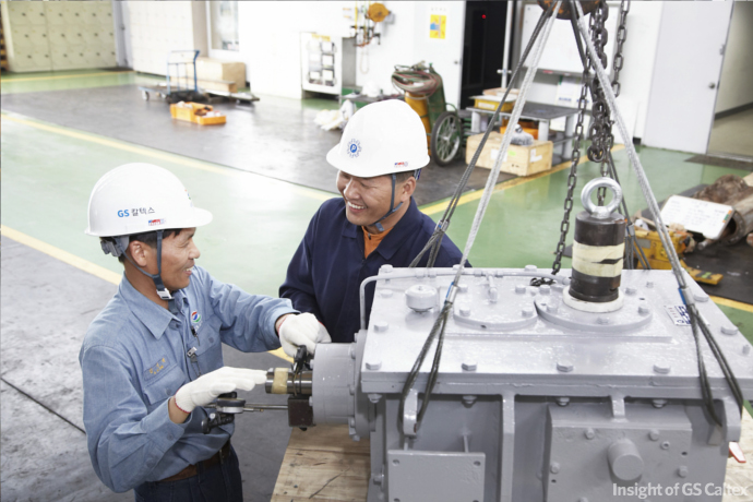 복잡한 기계장치의 원리와 구조를 이해하고, 분해·조립·정비 절차의 네마리 토끼를 모두 잡아내는 퍼시픽의 기술력 
