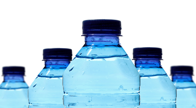 원유는 플라스틱을 비롯한 각종 화학제품의 원료로 사용